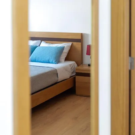 Apartment Alojamento Louloutte 1