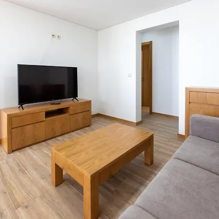 Apartment Alojamento Louloutte 1 Freixo de Cima