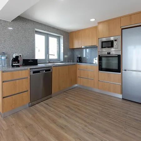Alojamento Louloutte 1 Apartment